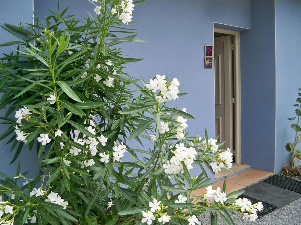 Chambres D'Hotes Relais Milord Estialescq Экстерьер фото